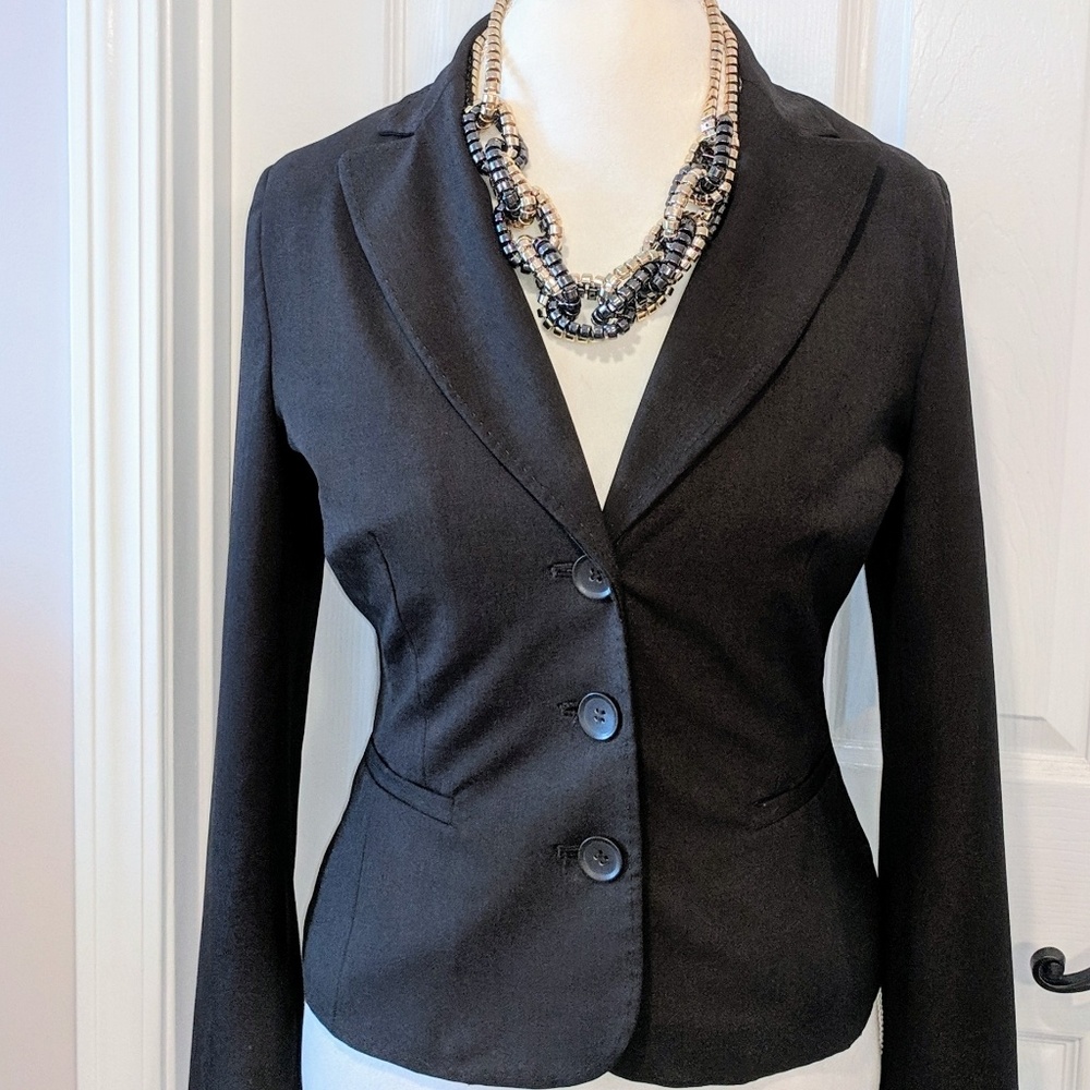 THE LIMITED FITTED SUIT JACKET, BROWN